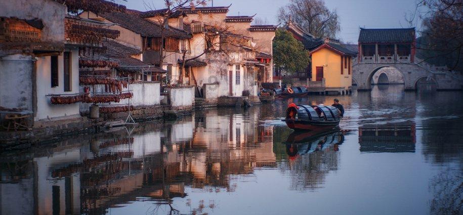 无人的神秘村